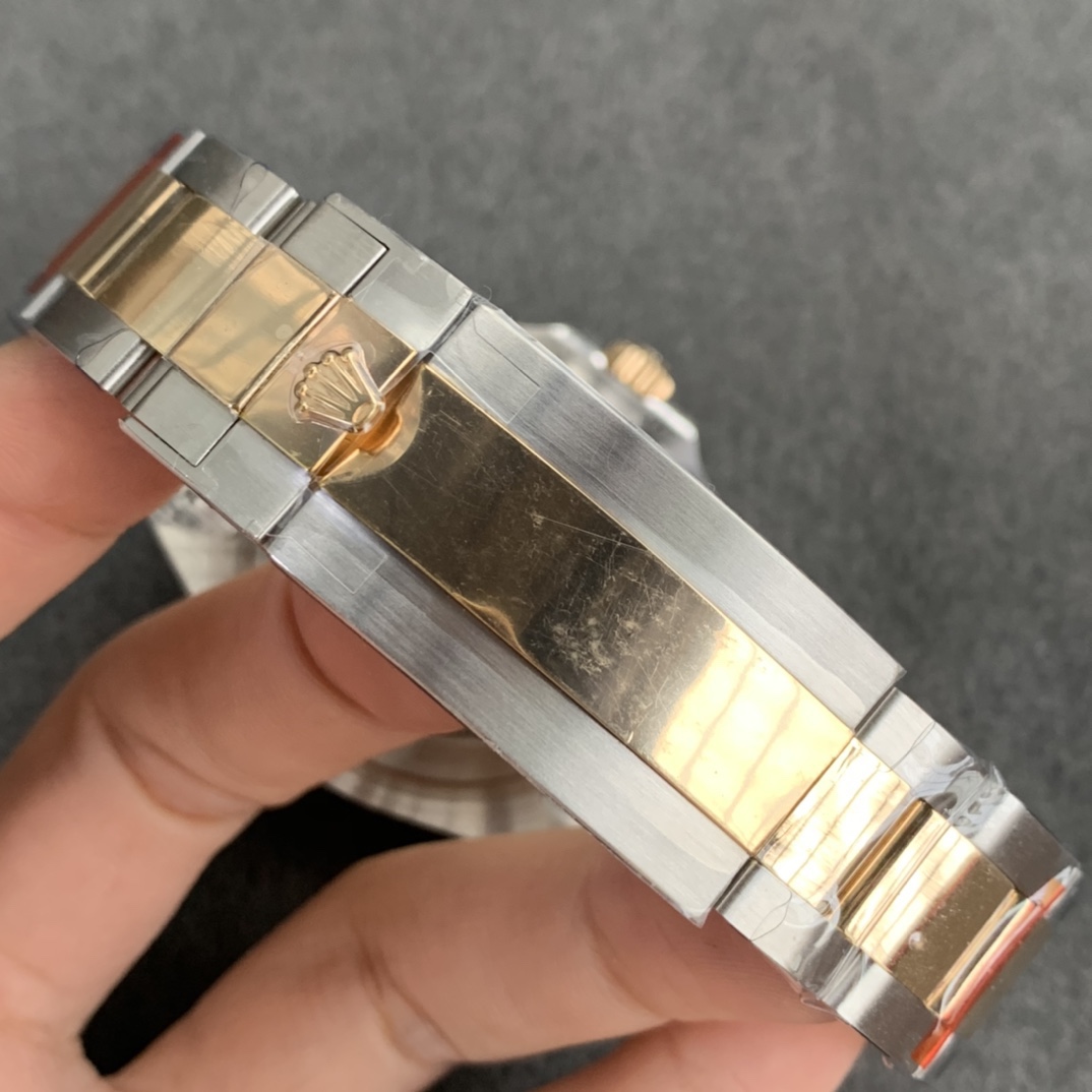 GM厂劳力士海使型126603最新间金包金版“单黄”复刻手表