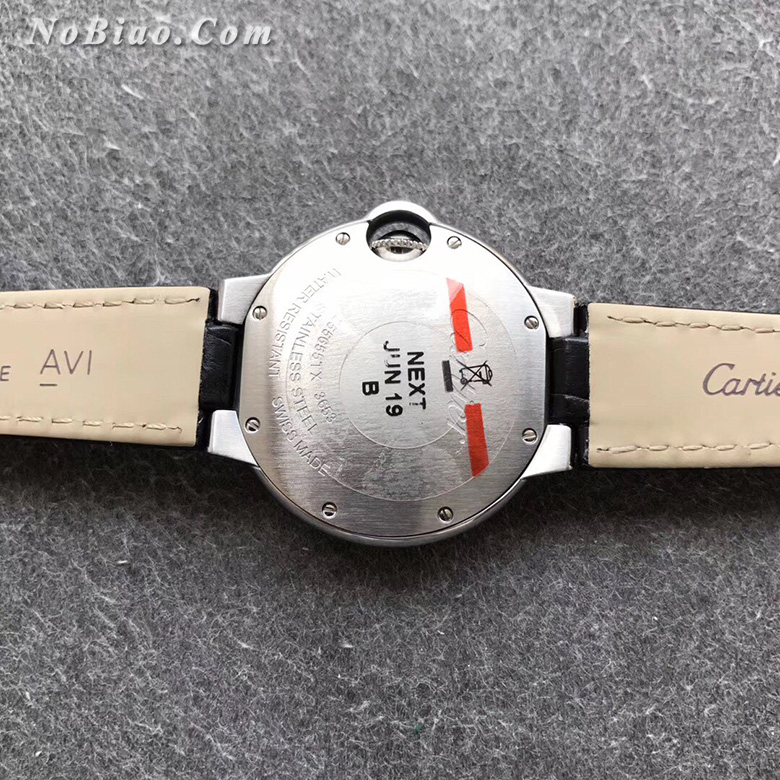 AF厂卡地亚蓝气球33毫米白面皮带石英版复刻手表